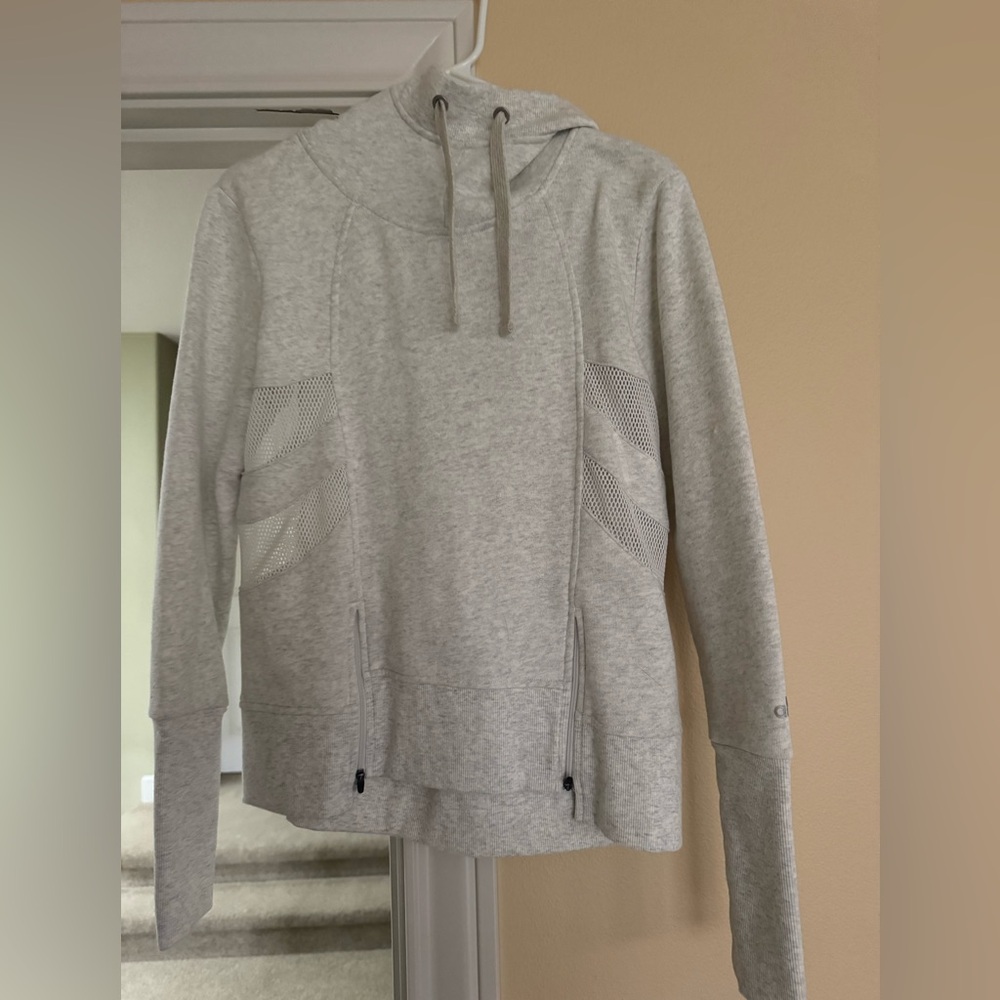 ALO Yoga Women's Light Gray Hoodie